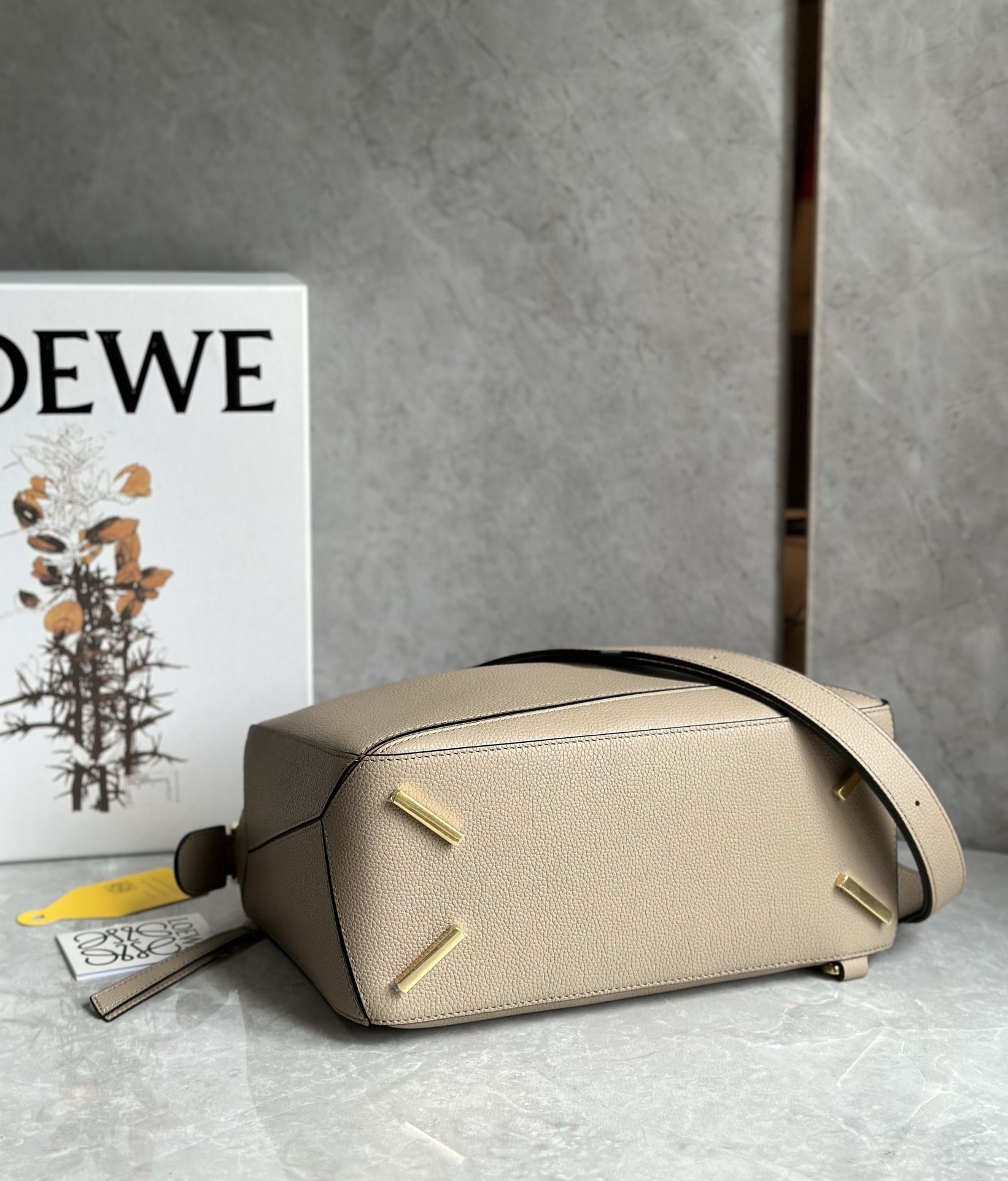 Loewe Medium Puzzle Bag in Soft Grained Calfskin Light Grey